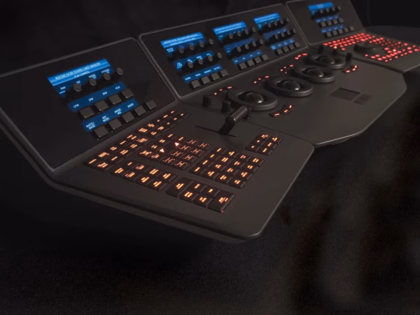 Post-production : deux fibres en secours mutuel pour envoyer de gros fichiers sans coupure