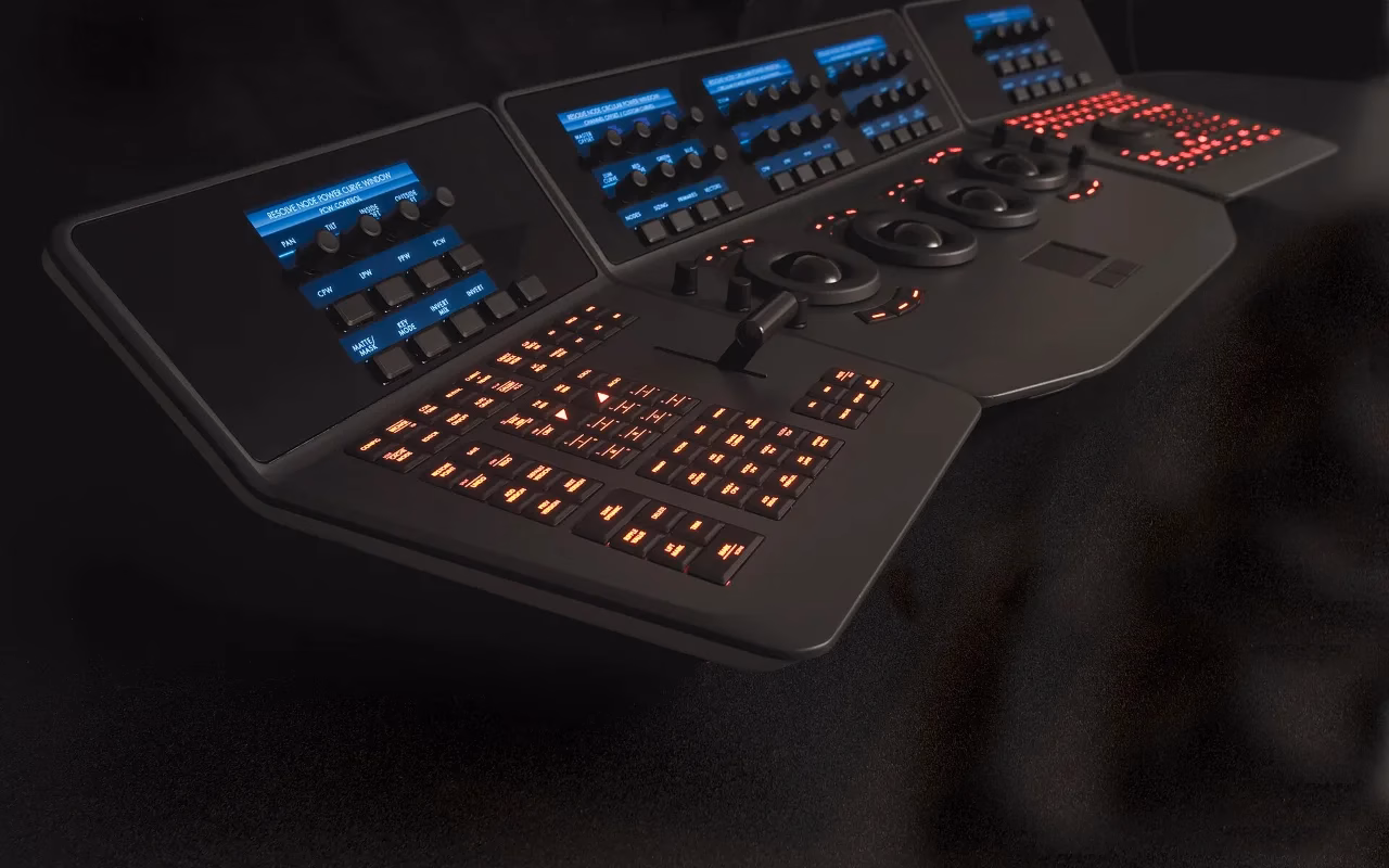 Console d’étalonnage dans une salle de post-production